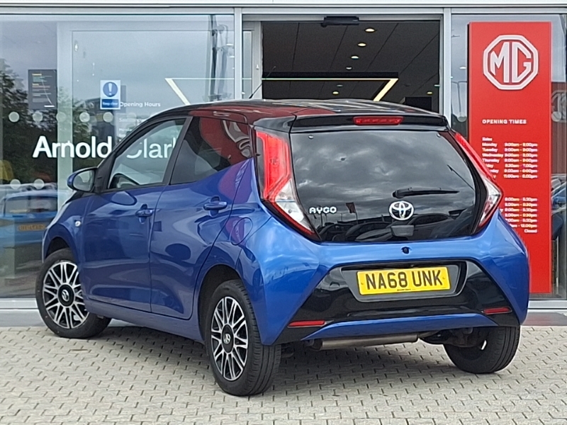Toyota Aygo 1.0 Vvt-i X-clusiv Blue #2