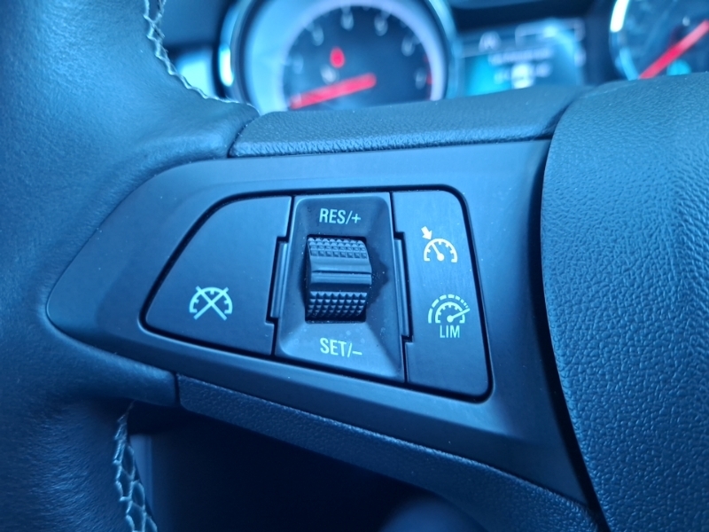 Vauxhall Astra Tech Line Nav Silver #12