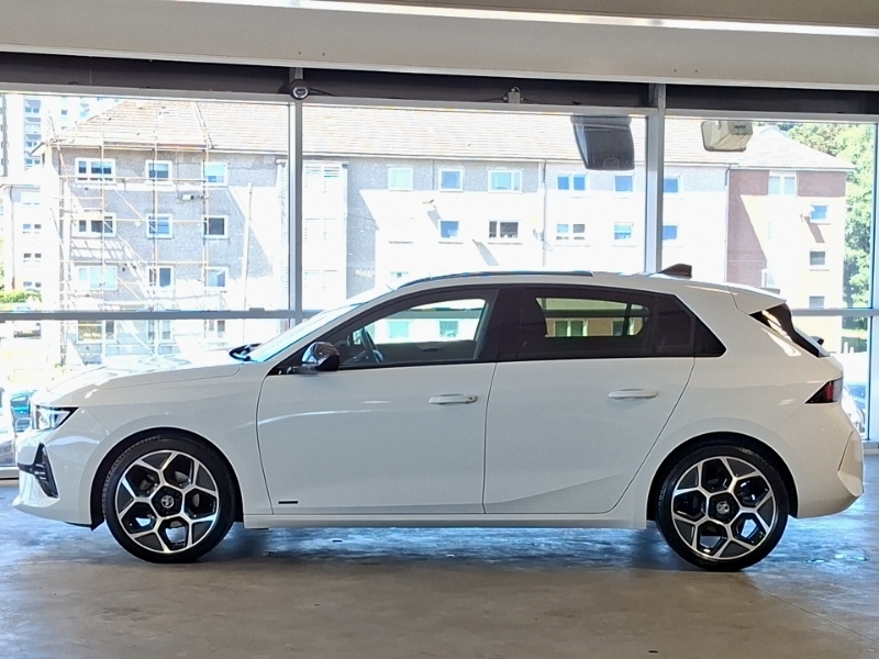 Vauxhall Astra 1.2 Turbo 130 Ultimate White #4