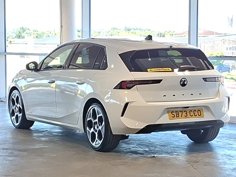 Vauxhall Astra 1.2 Turbo 130 Ultimate White #2
