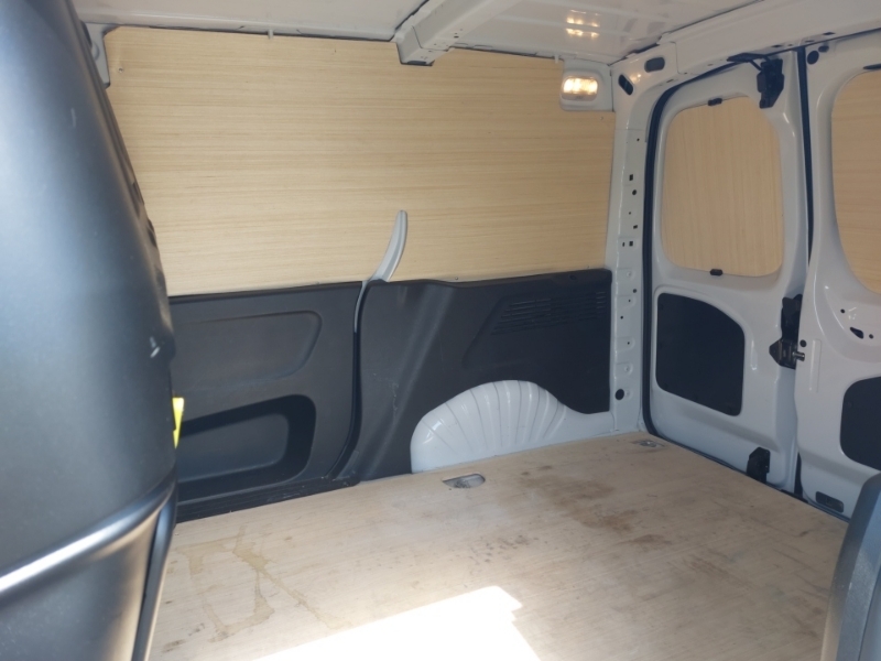 Vauxhall Combo 1.5 Turbo D 100Ps Pro H1 Van White #6