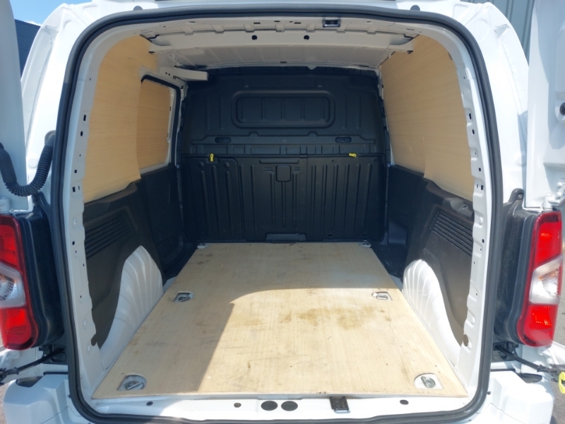 Vauxhall Combo Vauxhall Combo Cargo Prime White #18