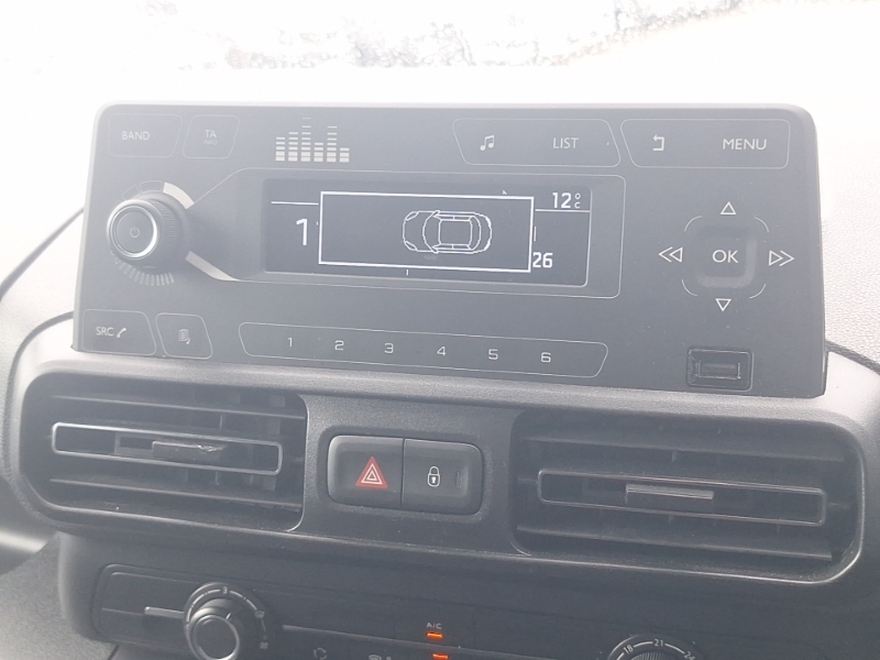 Vauxhall Combo Life 1.5L Null Black #9