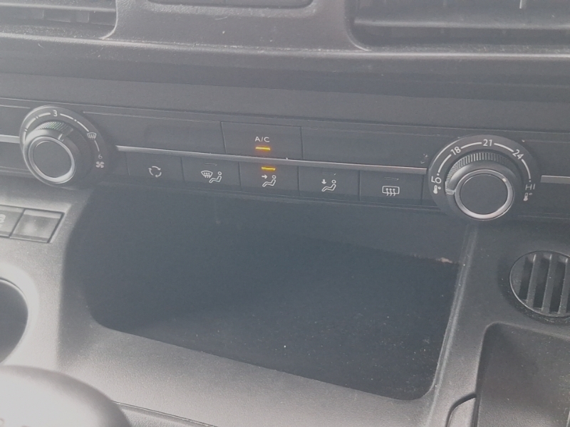 Vauxhall Combo Life 1.5L Null Black #16