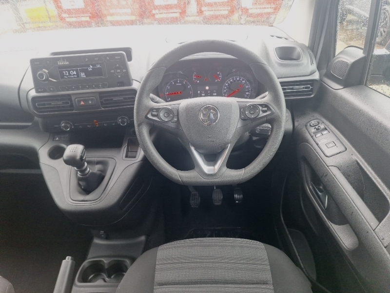 Vauxhall Combo Life 1.5L Null Black #8