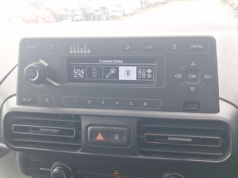 Vauxhall Combo Life 1.5L Null Black #10