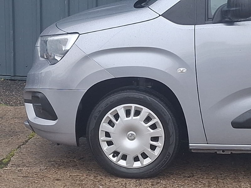 Vauxhall Combo Life 1.5L Null Black #19