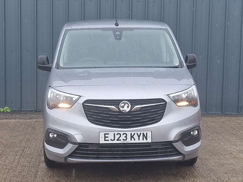 Vauxhall Combo Life 1.5L Null Black #14