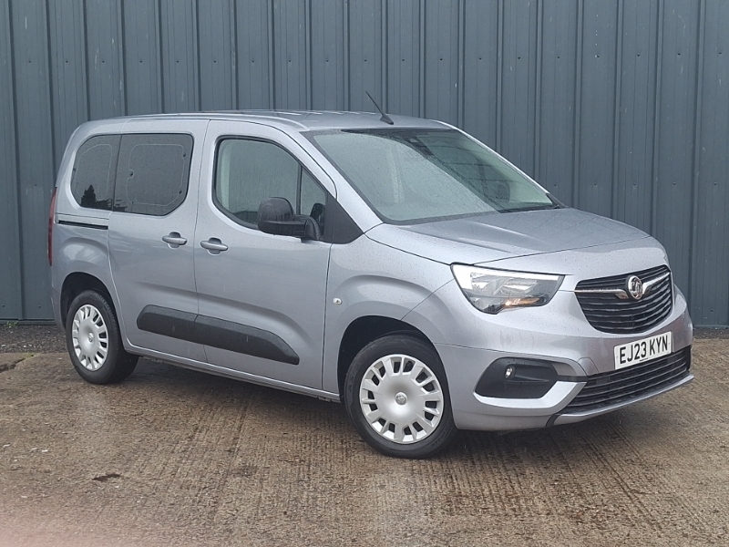 Vauxhall Combo Life 1.5L Null Black #7