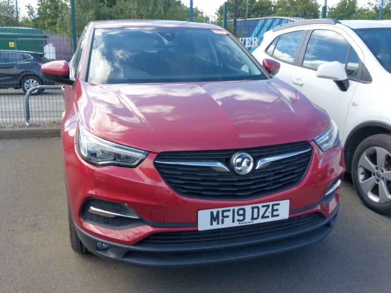 Vauxhall Grandland X 1.2 Turbo Se Red