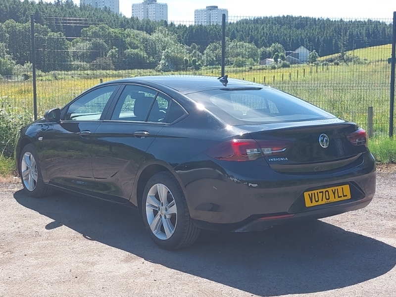 Vauxhall Insignia 1.5 Turbo D Se Nav Black #2