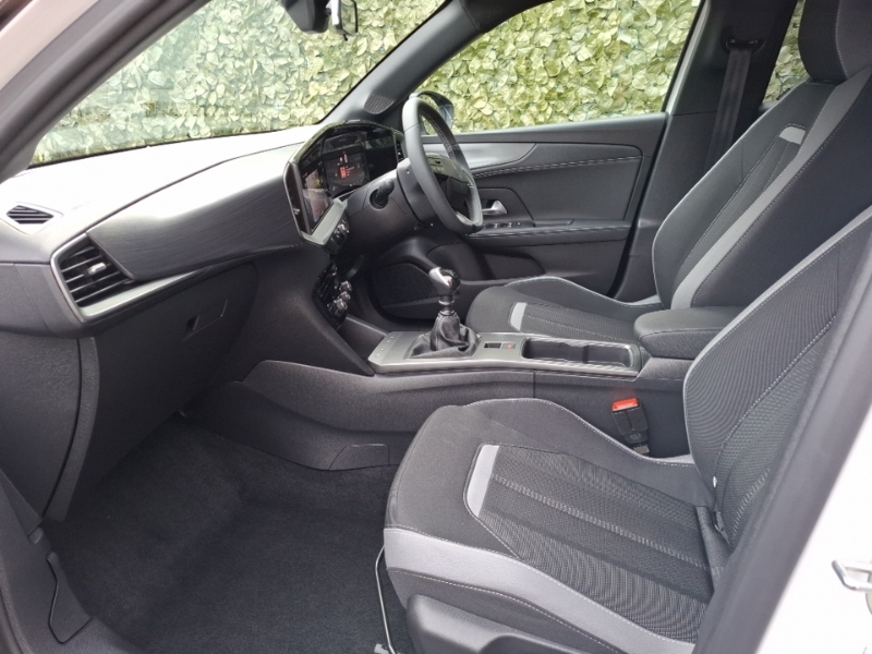 Vauxhall Mokka 1.2 Turbo 136 Gs White #5