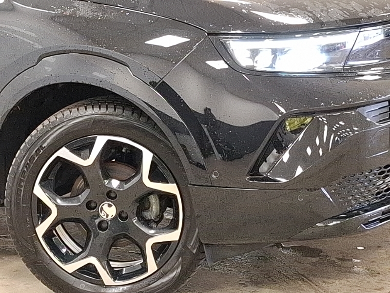 Vauxhall Mokka Hatchback Green #9