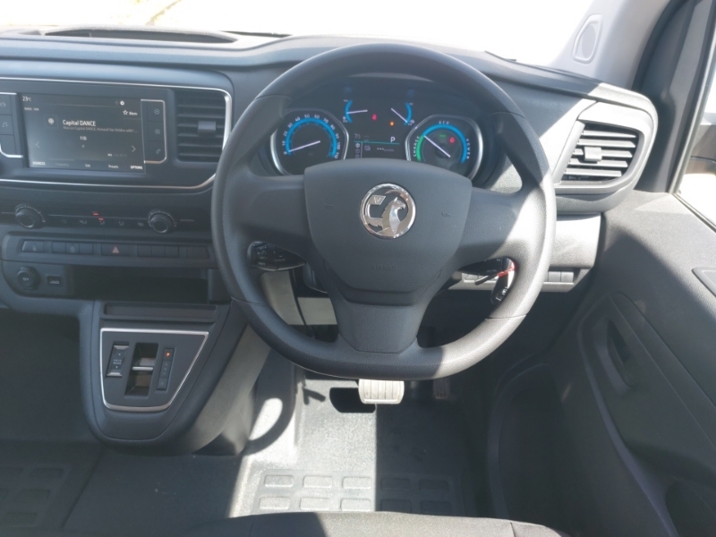 Vauxhall Vivaro Prime White #8