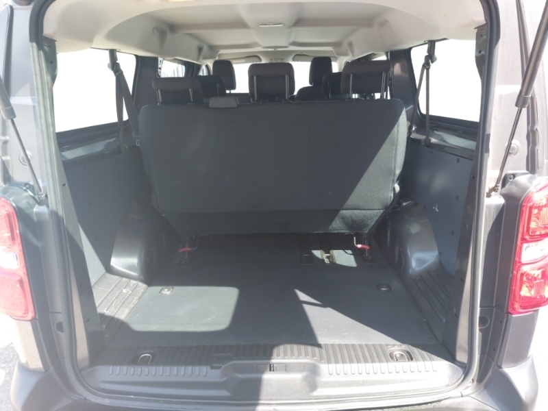 Vauxhall Vivaro Prime White #17