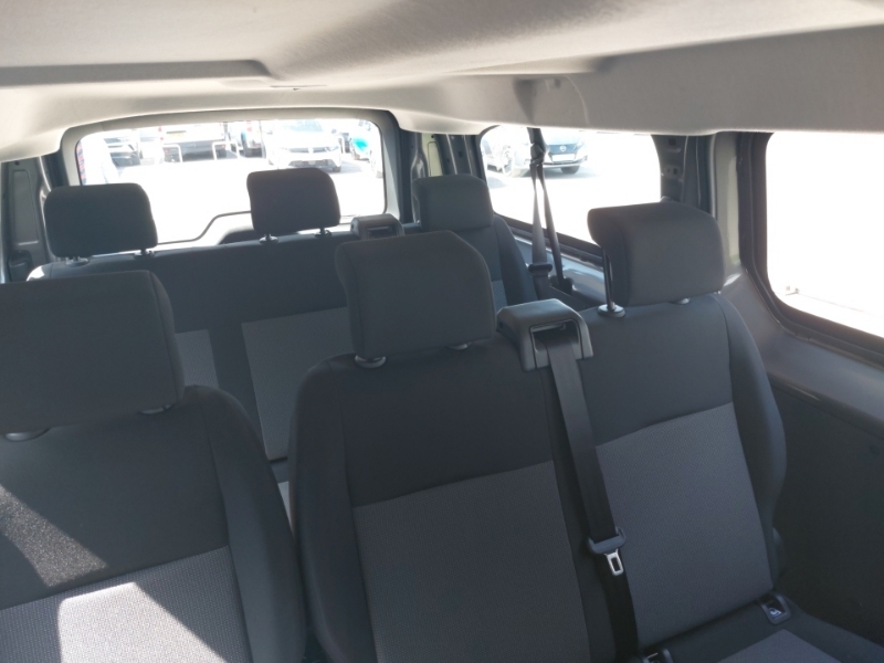 Vauxhall Vivaro Prime White #16