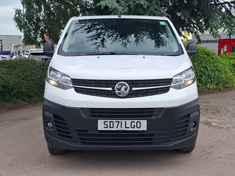 Vauxhall Vivaro Mpv White #13