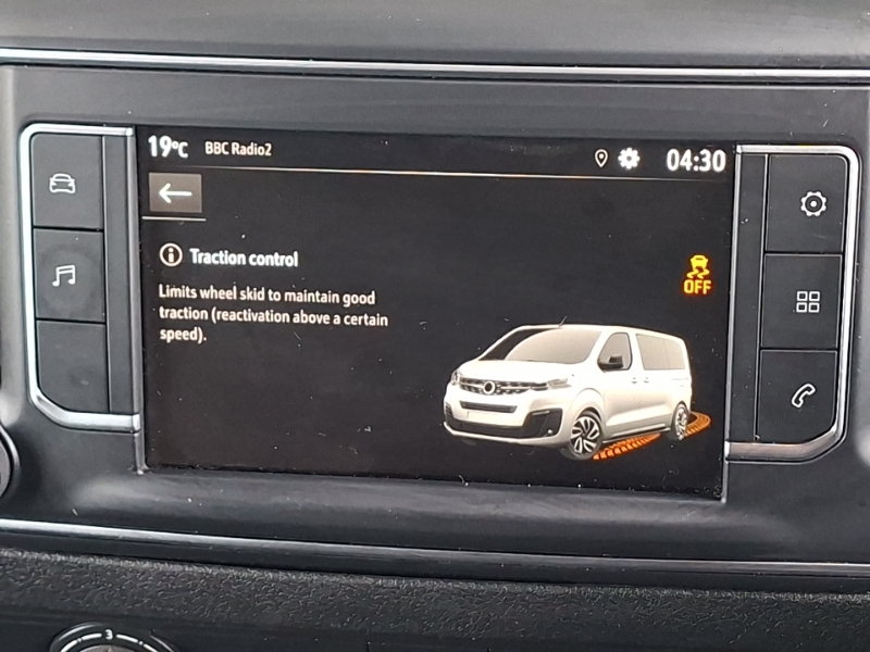 Vauxhall Vivaro Mpv White #16