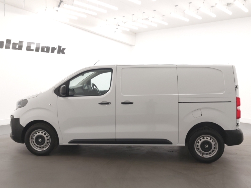 Vauxhall Vivaro 1.5 Turbo D 120 Prime H1 Van White #4