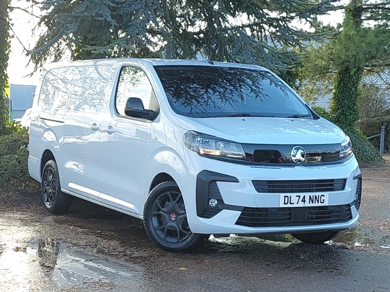 Vauxhall Vivaro 1.5 Turbo D 120 Pro H1 Van White