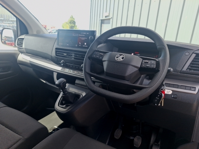 Vauxhall Vivaro 1.5 Turbo D 120 Pro H1 Van White #3