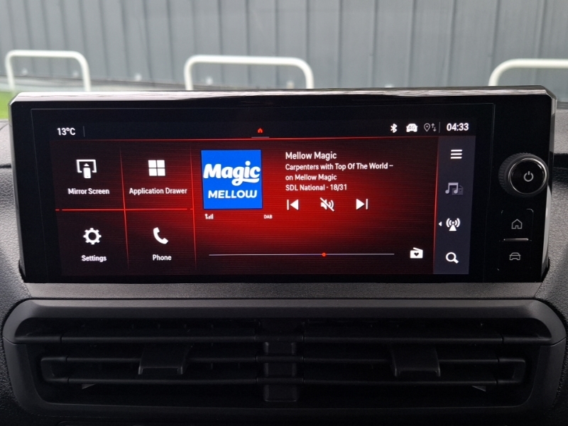 Vauxhall Vivaro Diesel  #12