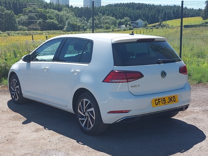 Volkswagen Golf 1.6 Tdi Match GF19JKO White #2