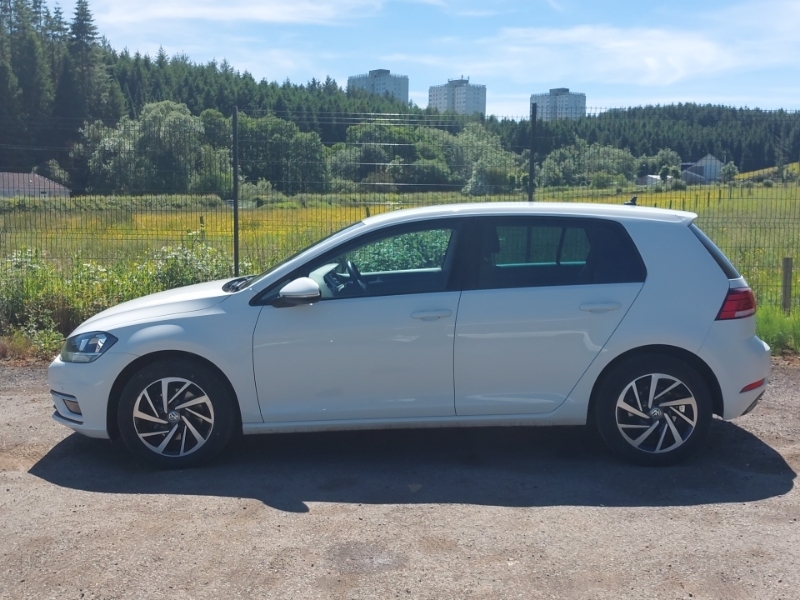 Volkswagen Golf 1.6 Tdi Match GF19JKO White #4