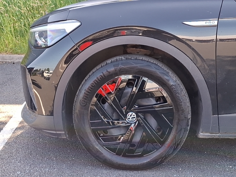 Volkswagen ID.4 Hatchback Black #19