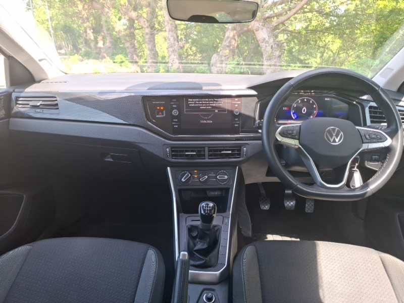 Volkswagen Polo 1.0 Tsi Life Grey #3