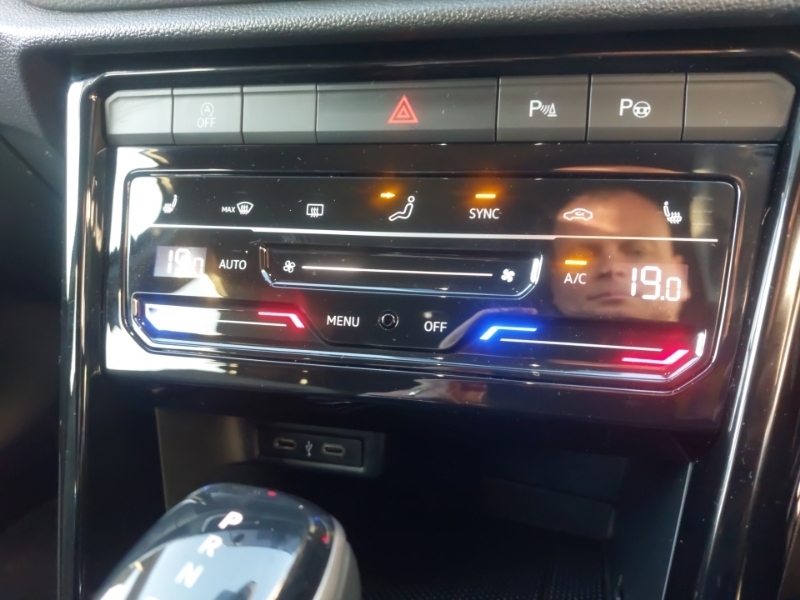 Volkswagen T-Roc Active Grey #11