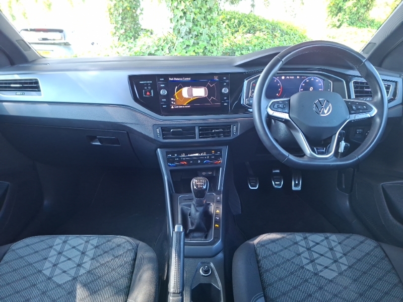Volkswagen Taigo 1.0 Tsi 110 R-line Black #3