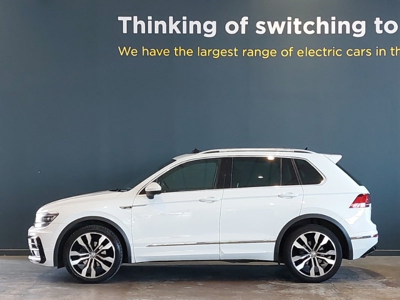 Volkswagen Tiguan 2.0 Tdi 150 4Motion R-line Tech Dsg White #4