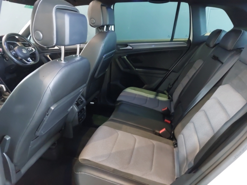 Volkswagen Tiguan 2.0 Tdi 150 4Motion R-line Tech Dsg White #6
