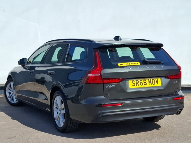 Volvo V60 2.0 D3 Momentum Pro Grey #2