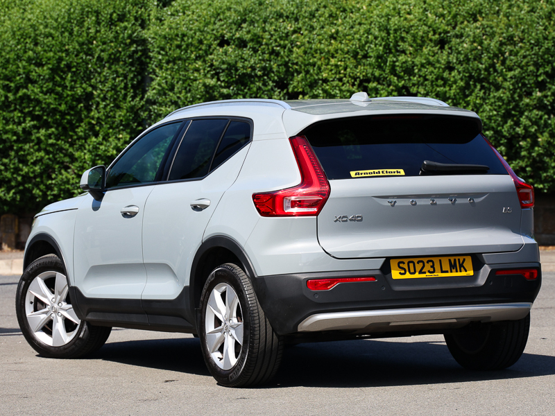 Volvo XC40 2.0 B3p Core Grey #2