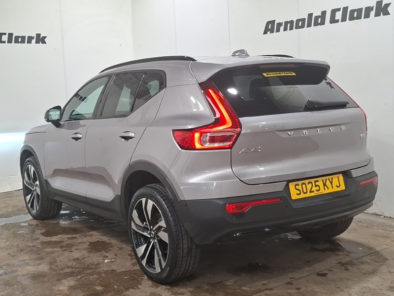 Volvo XC40 2.0 B3p Ultra Dark Silver #2