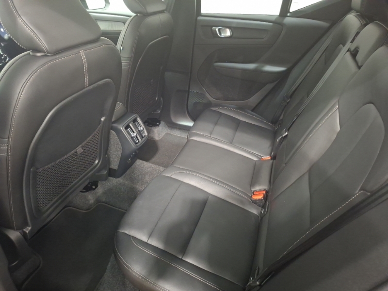 Volvo XC40 2.0 B3p Ultra Dark Silver #6