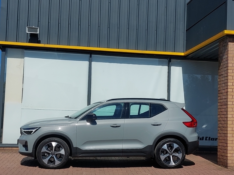 Volvo XC40 2.0 B4p Plus Dark Grey #4
