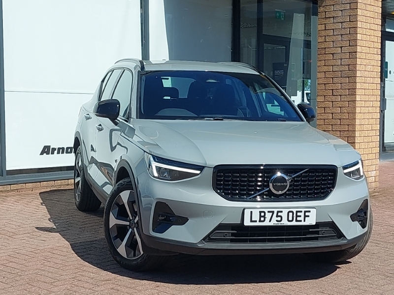 Volvo XC40 2.0 B4p Plus Dark Grey