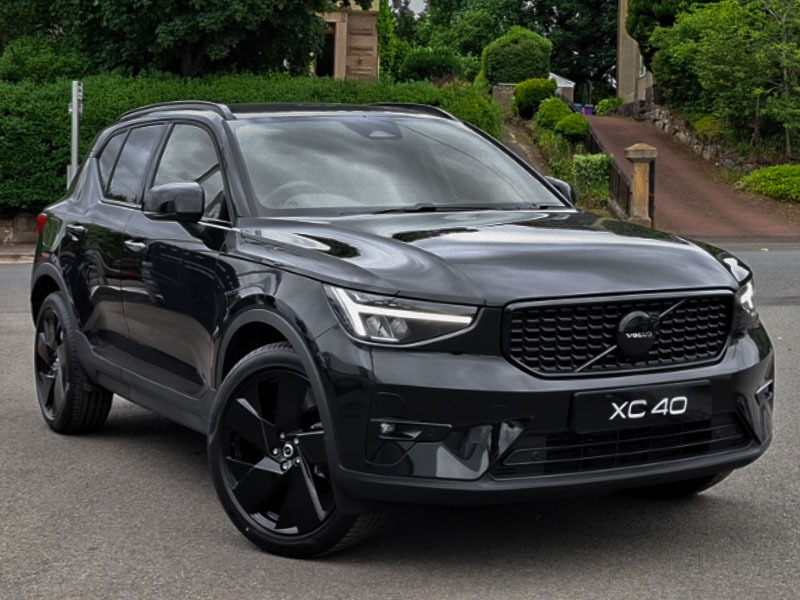 Volvo XC40 2.0 B3p Plus Black Edition Black