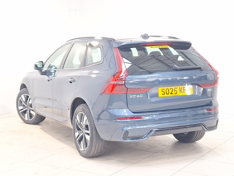 Volvo XC60 2.0 B5p Plus Dark Awd Geartronic Blue #2