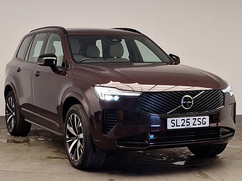 Volvo XC90 2.0 B5p Plus Dark Awd Geartronic Red