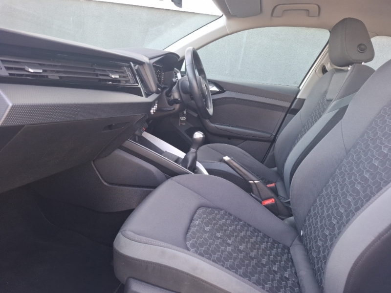 Audi A1 25 Tfsi Sport White #5