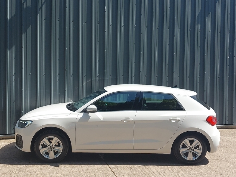 Audi A1 25 Tfsi Technik White #4