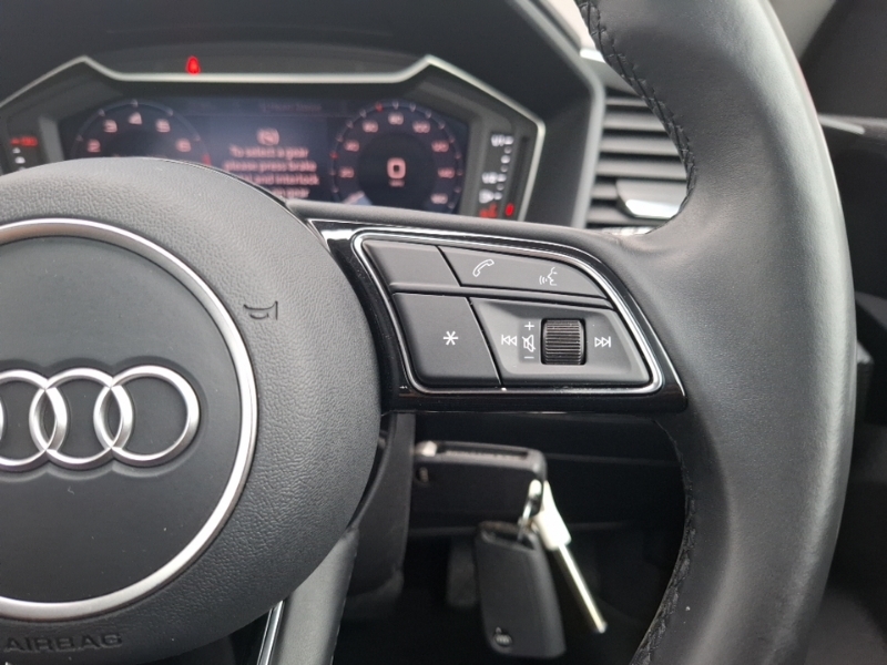Audi A1 25 Tfsi Sport White #13