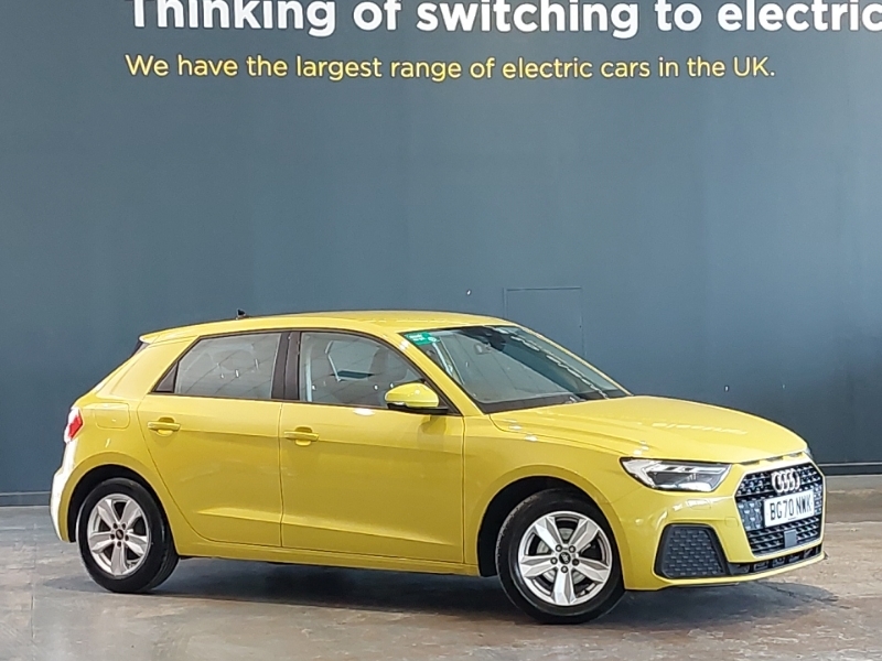 Audi A1 25 Tfsi Technik Yellow #5