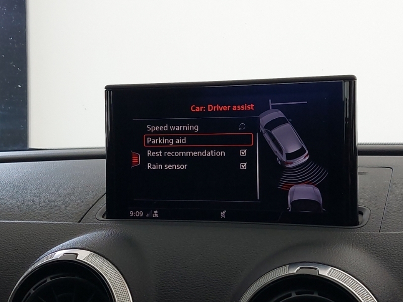 Audi A3 1.6 Tdi 116 Sport Black #9
