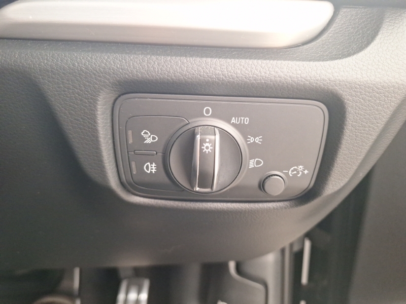 Audi A3 1.5 Tfsi Cod 35 S Line Sportback S Tron Black #17