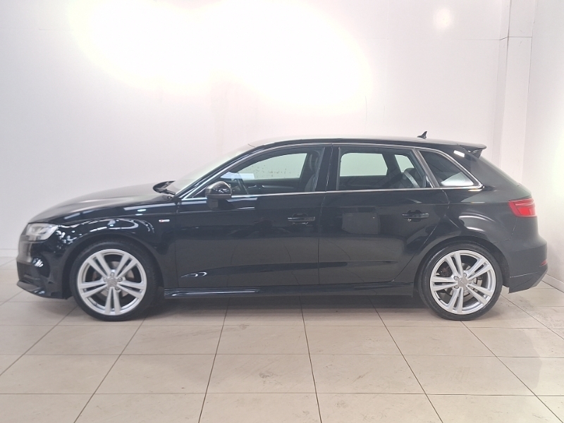 Audi A3 1.5 Tfsi Cod 35 S Line Sportback S Tron Black #4